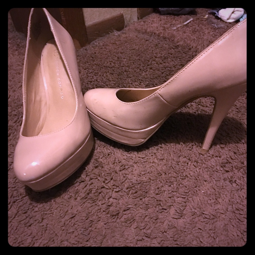 Nude Lauren Conrad pumps